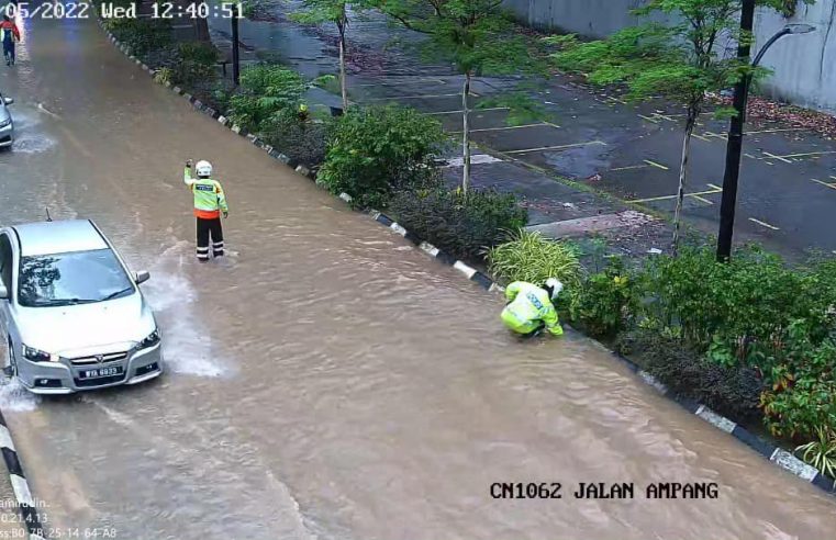 上午豪雨 隆9道路淹水 交通瘫痪